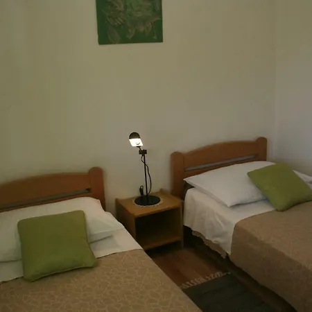 Appartement Apartman Lantana *