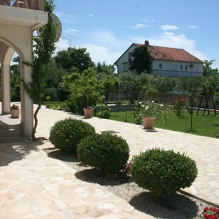 Appartement Apartman Lantana *